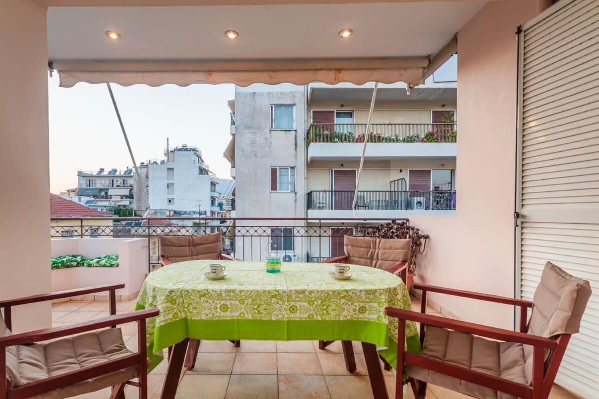 Spacious Urban Haven-Family Home, Perfect Location Kalamata Esterno foto